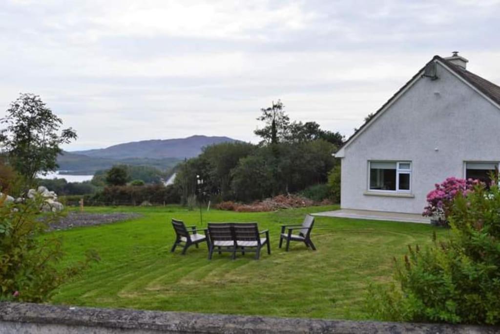 Twin Lake View - Bungalow In Pontoon Foxford Kültér fotó